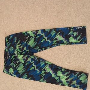 Reebok women's small athletic leggings